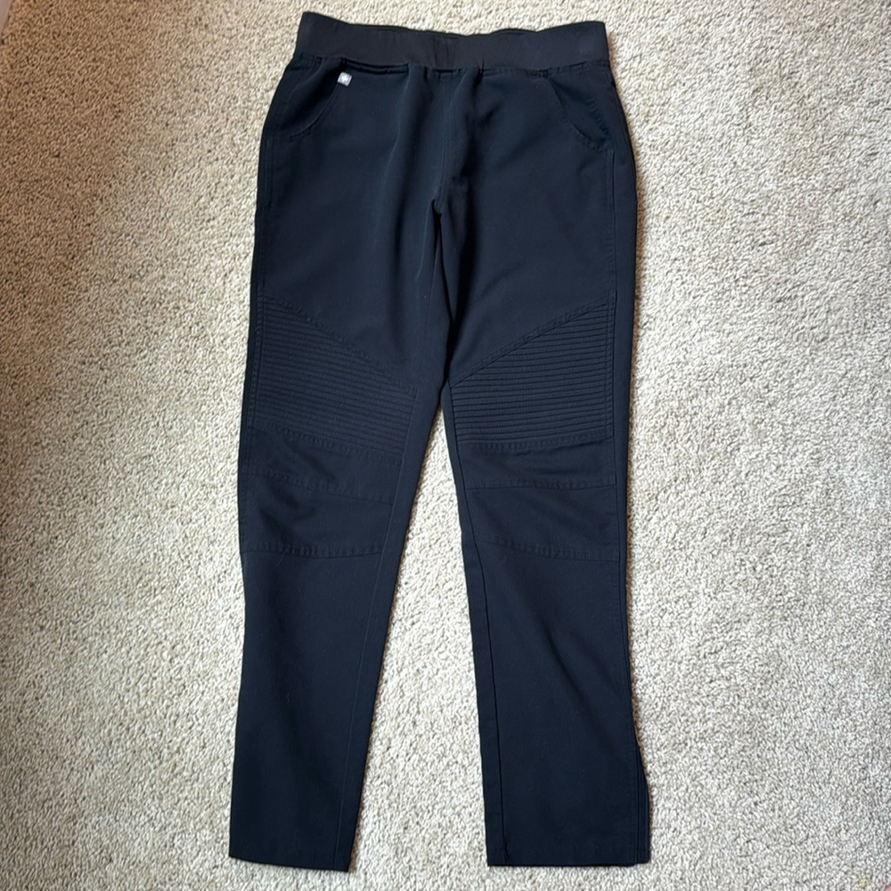 FIGS black scrub pants - small straight leg, SMALL